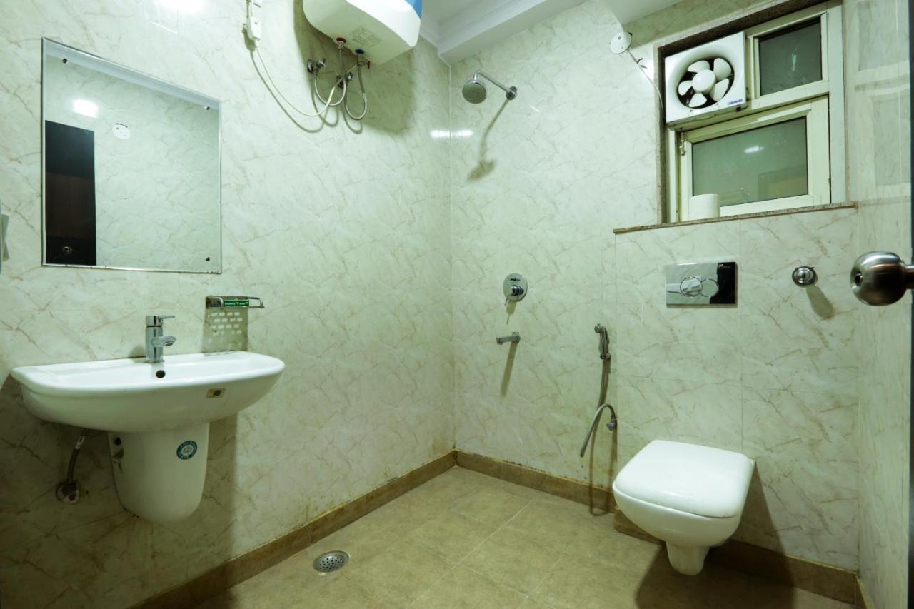 Majestic Park At Delhi Airport Bed & Breakfast